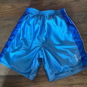 Reversible basketball shorts